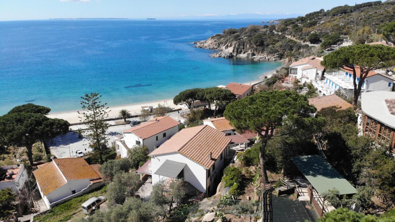 Appartamenti Cavoli - Vista Mare Con Terrazze, Clima E Posti Auto Spiaggia di Cavoli ภายนอก รูปภาพ